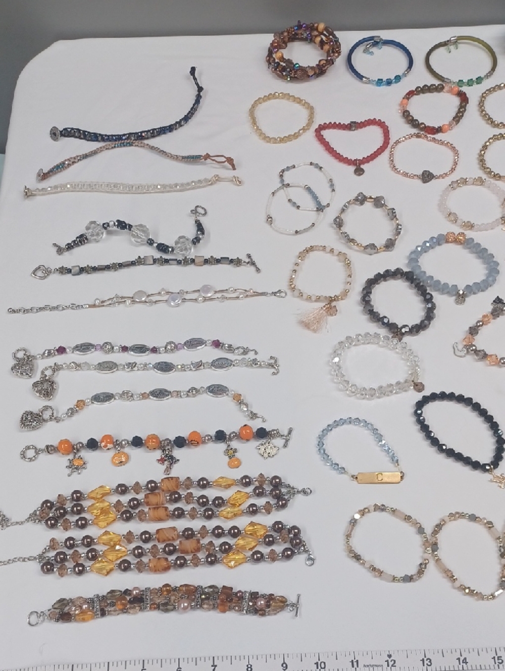 Preview For 5-19-26 .. 16lbs Of Crystal.. 8.00 Starts On Necklaces - Picture 14 of 17